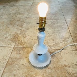 Vintage White Milk Glass Hobnail Bedside Table Lamp Boudoir Trinket Dish